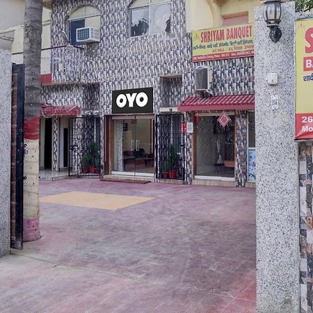 Super Hotel O Om Shriyam Banquet And Heritage Patna  Bagian luar foto